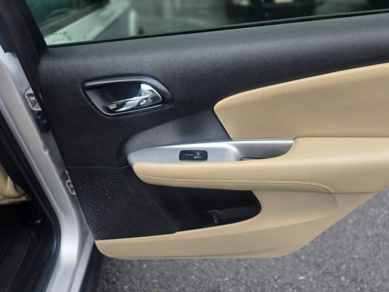 2013 Dodge Journey SXT