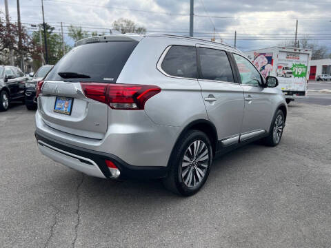 2020 Mitsubishi Outlander SEL