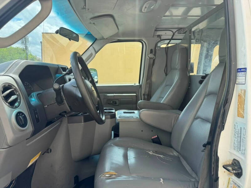 2009 Ford E-Series E-250