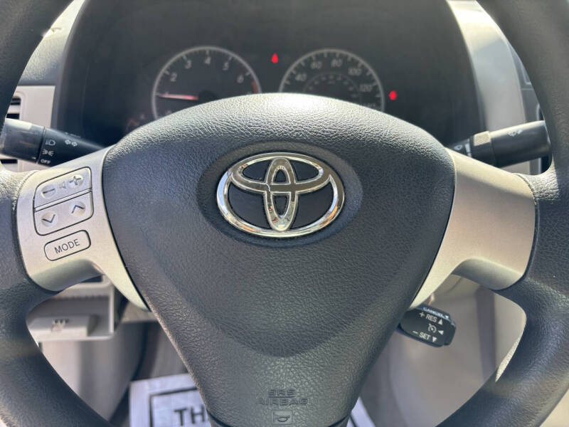 2012 Toyota Corolla LE