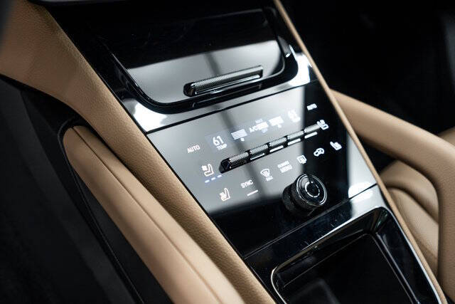 2025 Porsche Cayenne Coupe