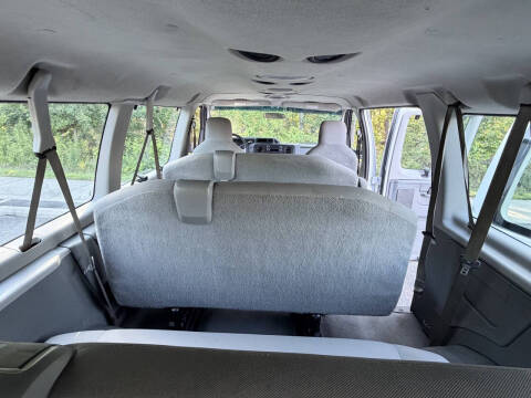 2012 Ford E-Series E-350 SD XLT