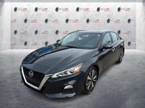 2022 Nissan Altima for sale at Quattro Motors in Redford MI