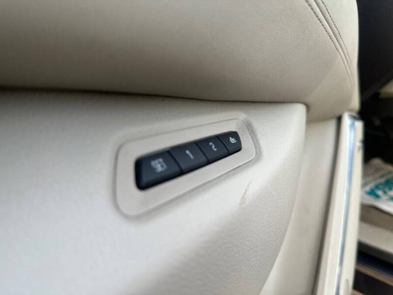 2015 Cadillac Escalade Luxury