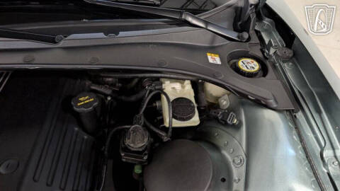 2004 Ford Thunderbird