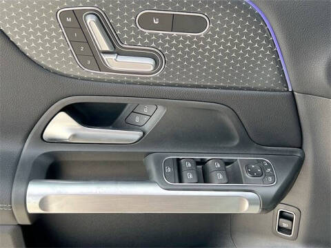 2025 Mercedes-Benz GLB GLB 250 4MATIC