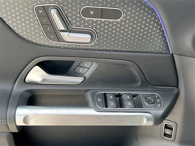 2025 Mercedes-Benz GLB GLB 250 4MATIC