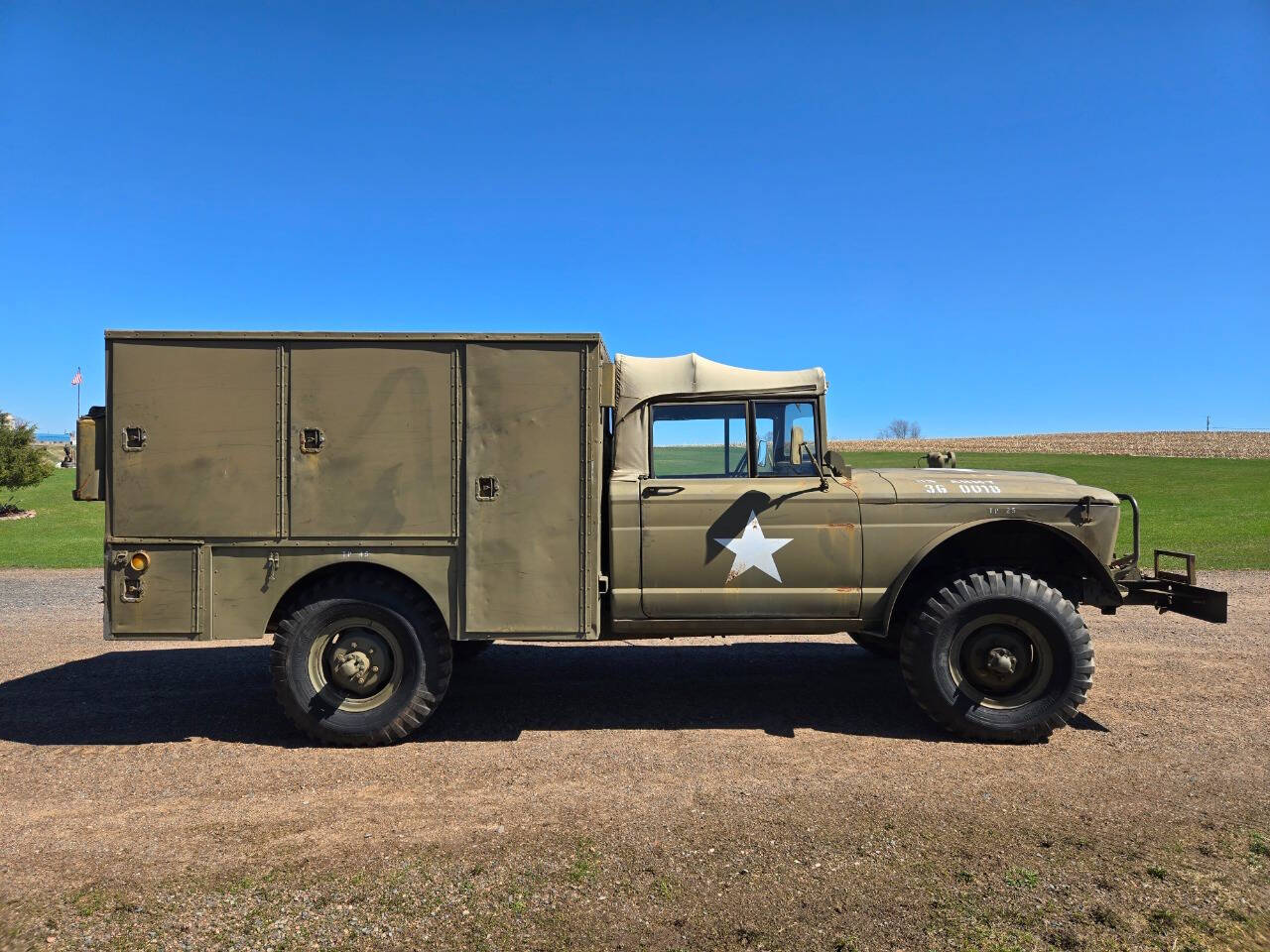 1971 Jeep M724 9