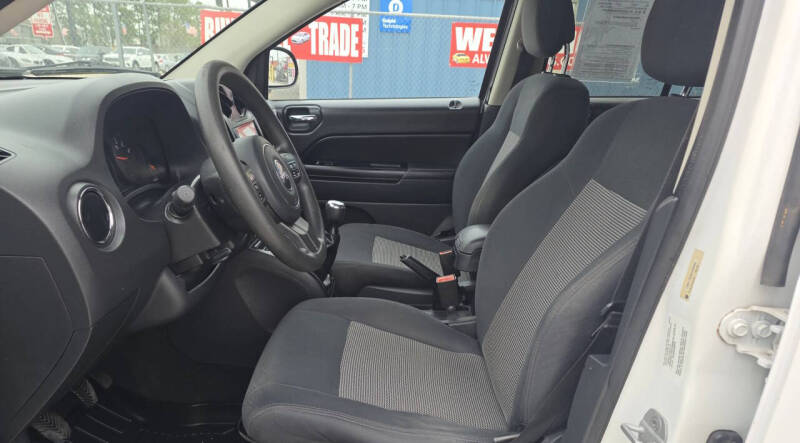 2011 Jeep Compass Sport