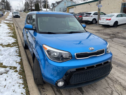 2016 Kia Soul +