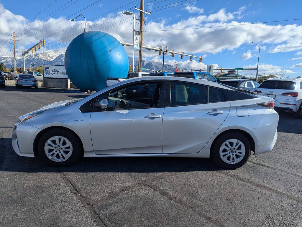 2016 Toyota Prius for sale at Axio Auto Boise in Boise, ID