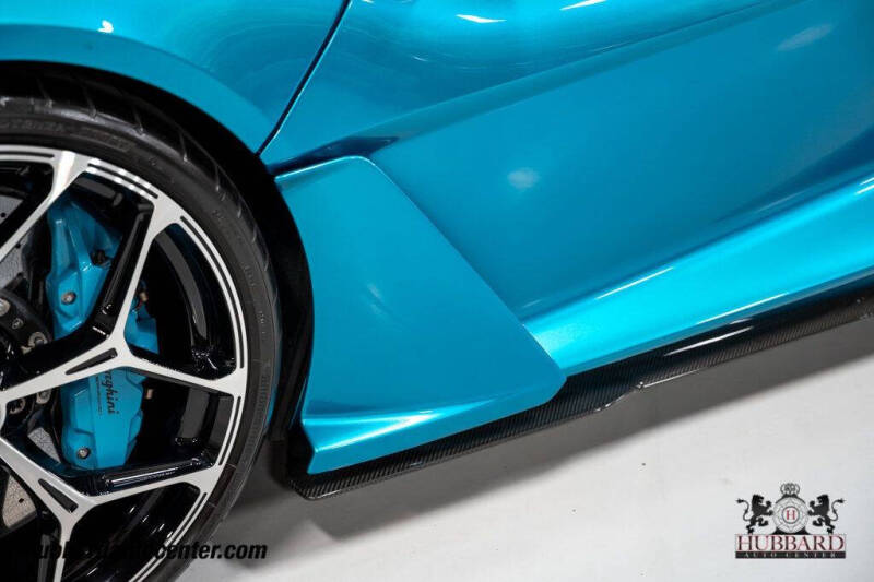 2025 Lamborghini Revuelto