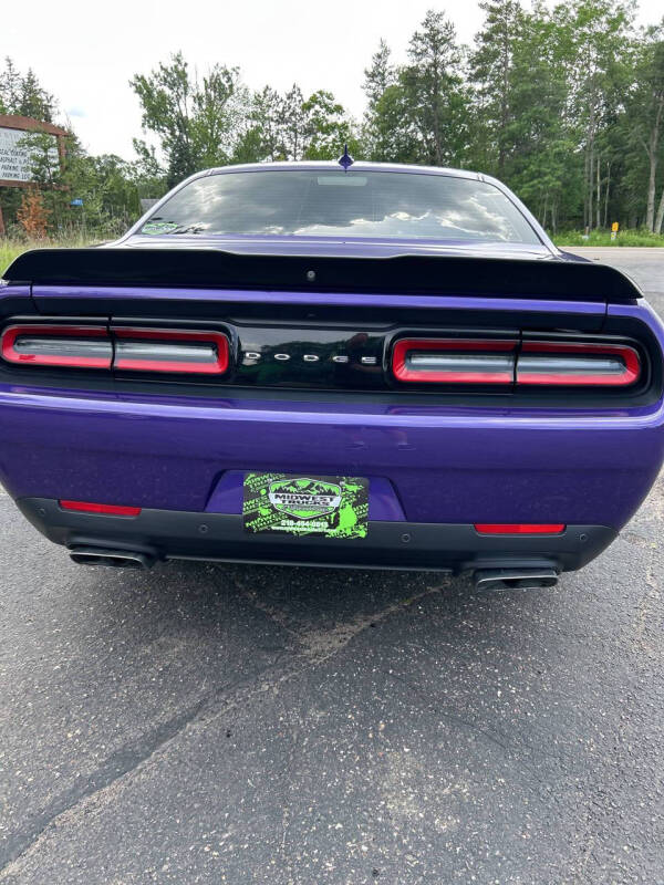 2019 Dodge Challenger R/T photo 8