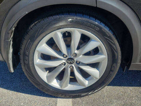 2019 Infiniti QX50 Essential