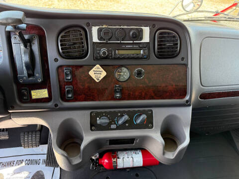 2017 Freightliner M2 106