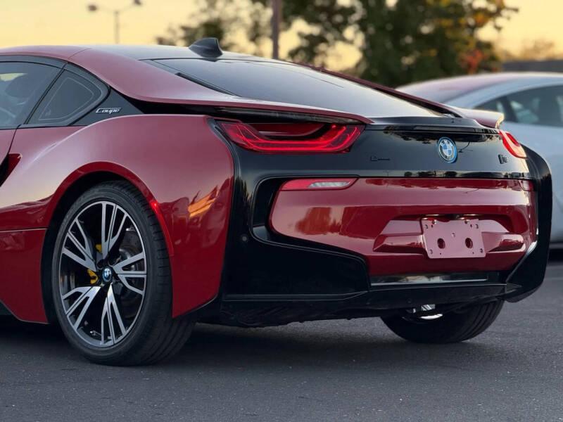 2017 BMW i8
