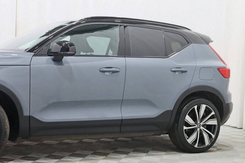 2021 Volvo XC40 Recharge Pure Electric P8