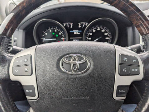 2013 Toyota Land Cruiser
