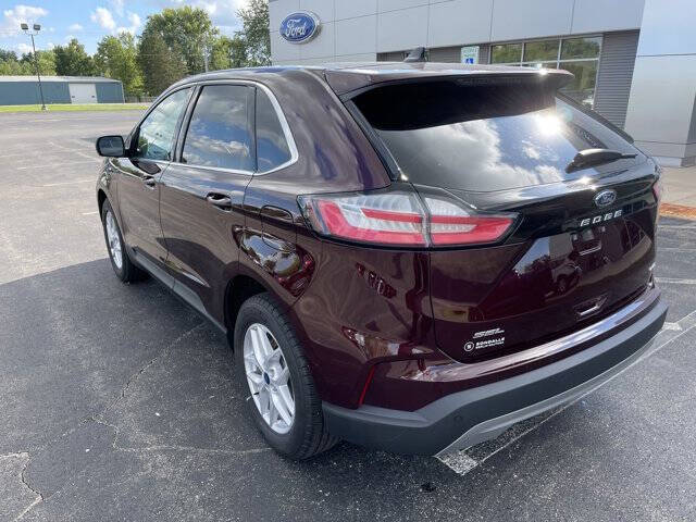 2022 Ford Edge SEL