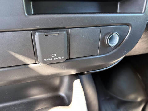 2025 Chevrolet Express 2500