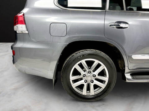2015 Lexus LX 570
