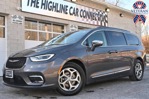 2022 Chrysler Pacifica for sale at The Highline Car Connection in Waterbury CT