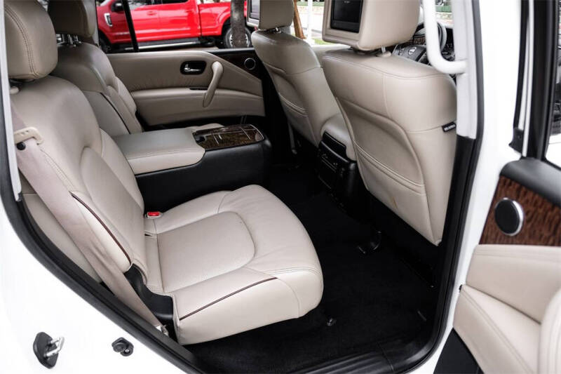 2017 Nissan Armada Platinum