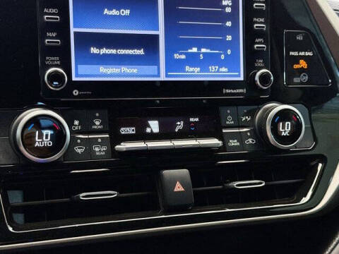 2021 Toyota Highlander L