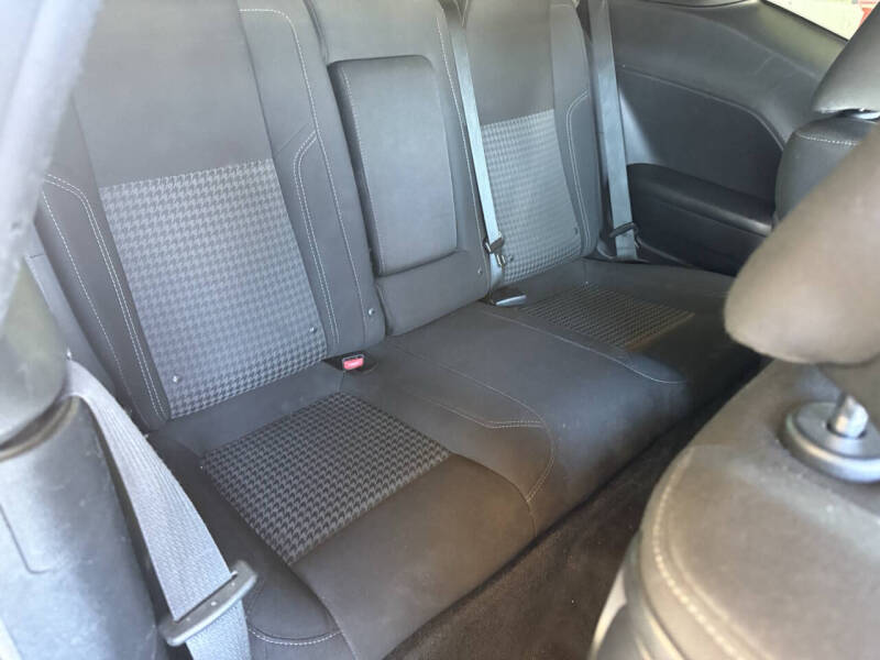 2015 Dodge Challenger SXT