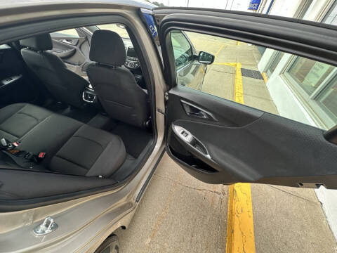 2024 Chevrolet Malibu LT