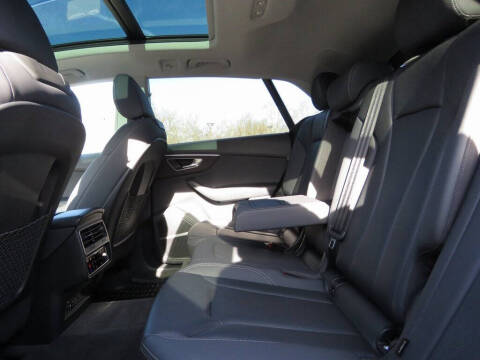 2022 Audi Q8 quattro Prestige 55 TFSI