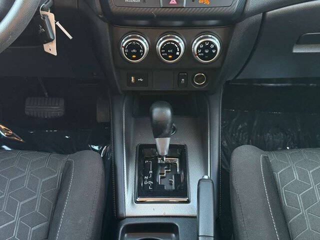 2024 Mitsubishi Outlander Sport S