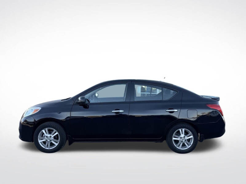 2014 Nissan Versa 1.6 SV