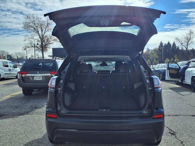 2023 Jeep Cherokee Altitude Lux