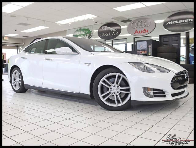 2015 Tesla Model S 90D