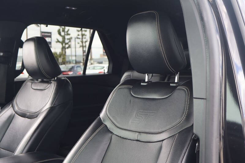 2022 Ford Explorer ST