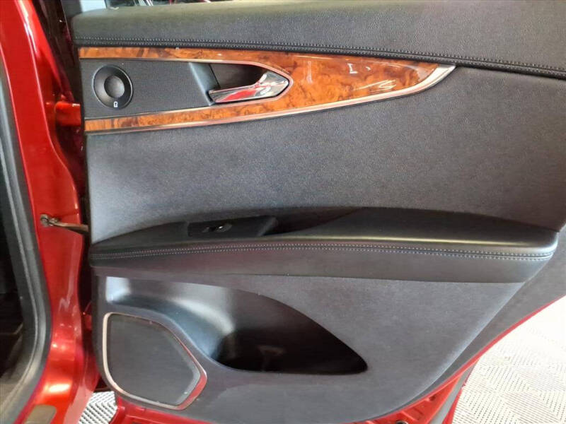 2020 Lincoln Nautilus Reserve