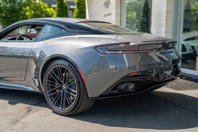 2024 Aston Martin DB12 37