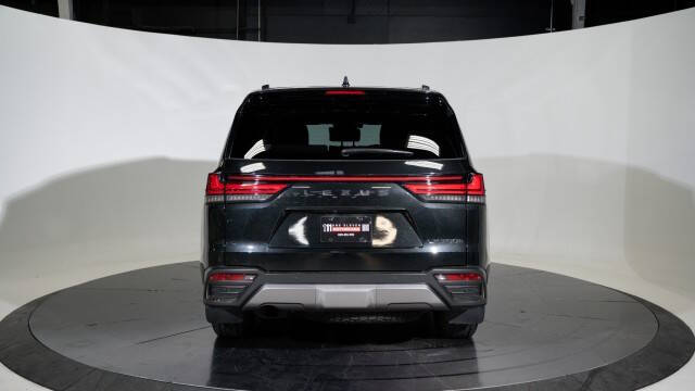 2025 Lexus LX 700h Overtrail