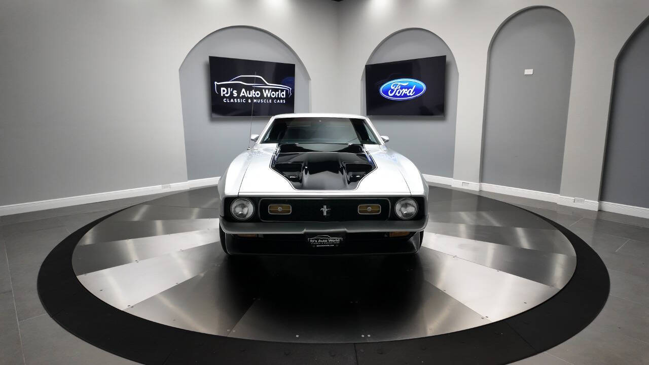 1972 Ford Mustang 7