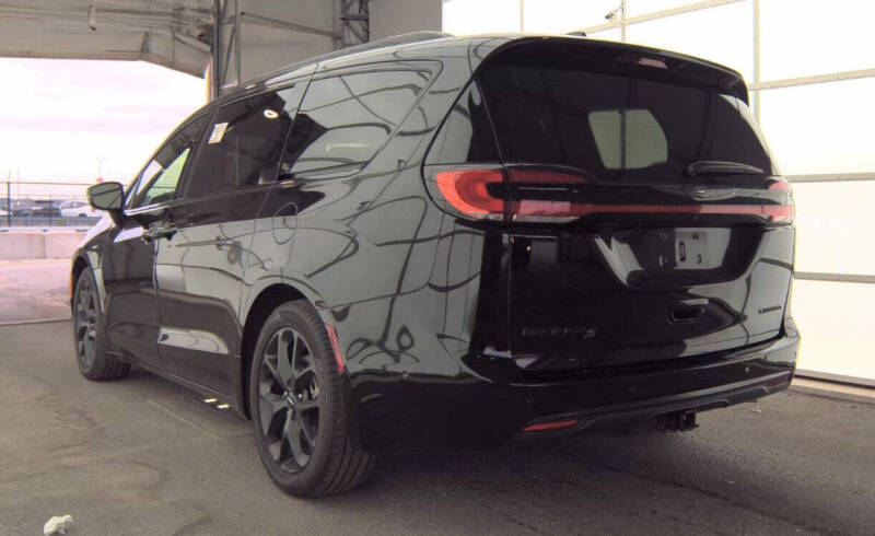 2024 Chrysler Pacifica Limited