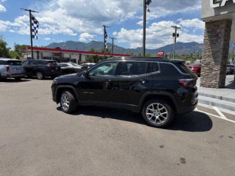2022 Jeep Compass Latitude Lux