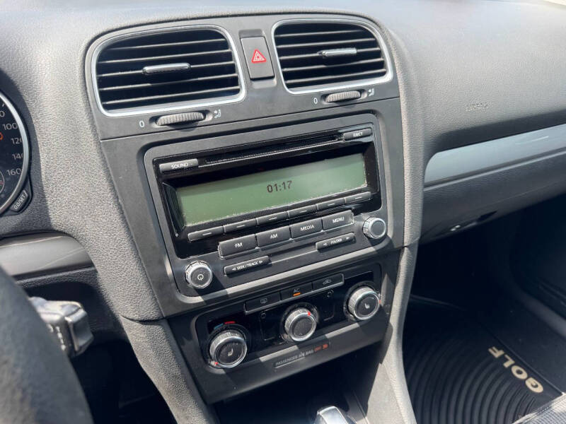 2011 Volkswagen Golf 2.5L PZEV