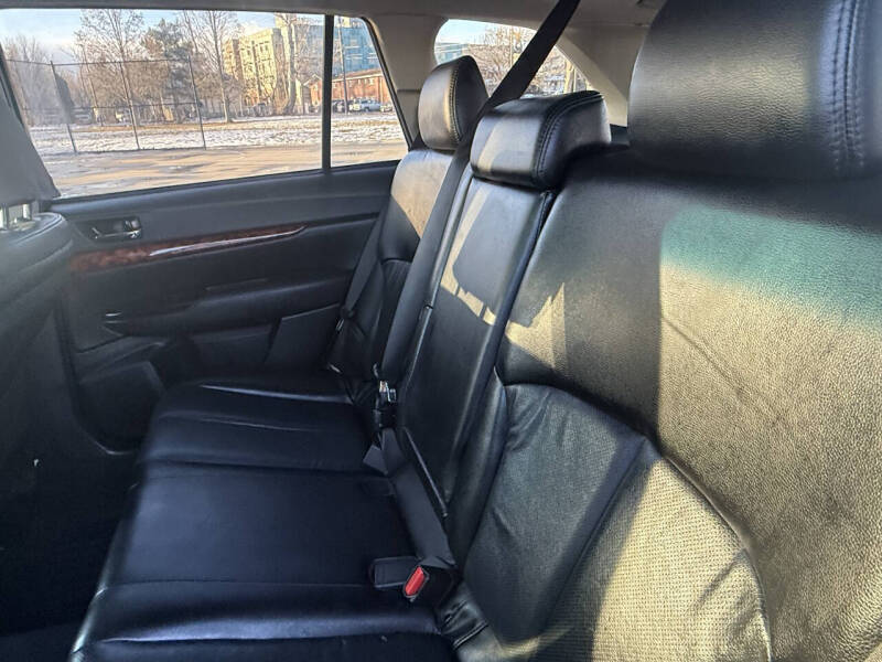 2011 Subaru Outback 2.5i Limited