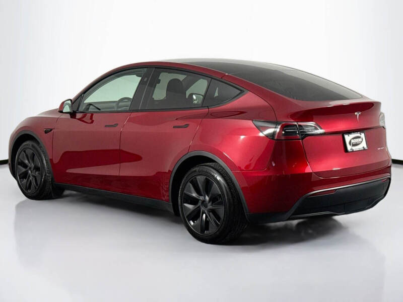 2025 Tesla Model Y Long Range