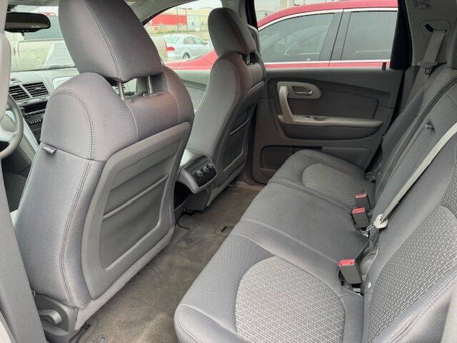 2012 Chevrolet Traverse LS