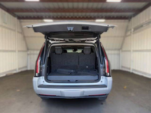 2018 Cadillac Escalade Premium Luxury