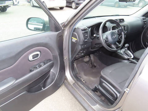 2017 Kia Soul +