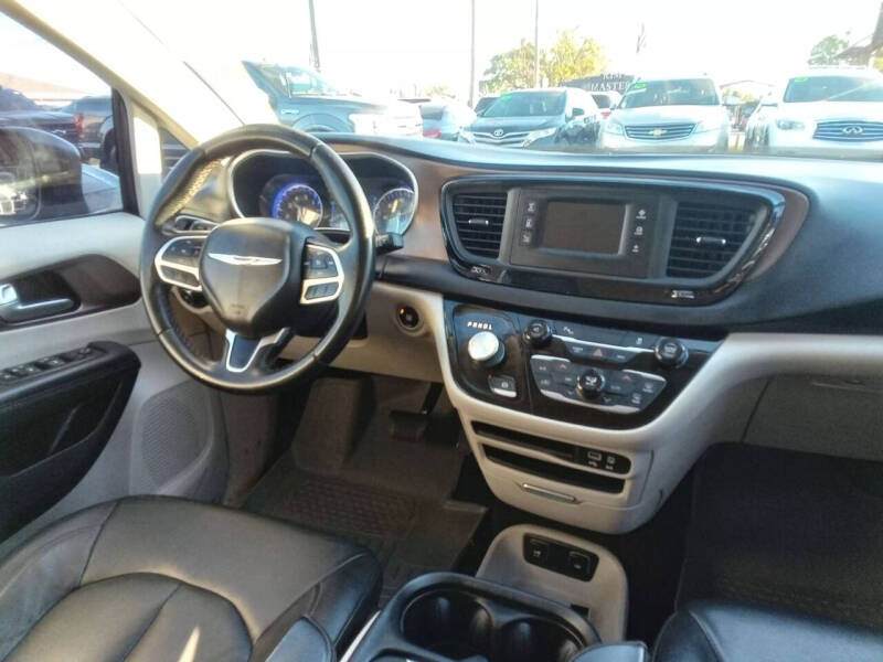 2017 Chrysler Pacifica