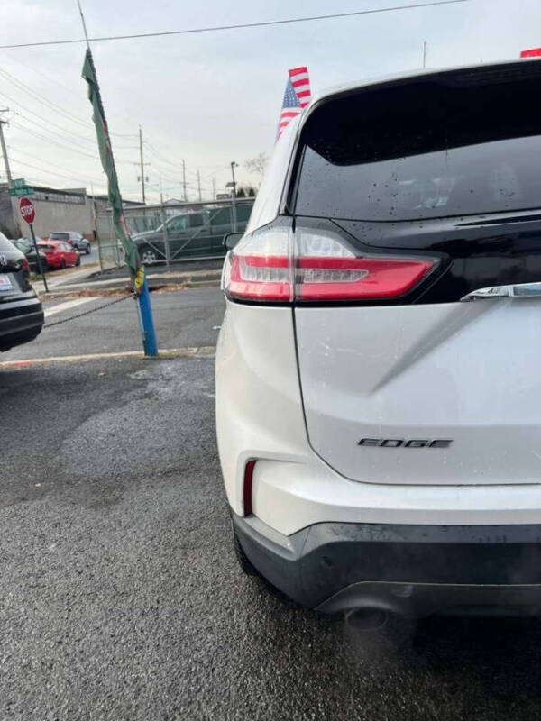 2019 Ford Edge SEL